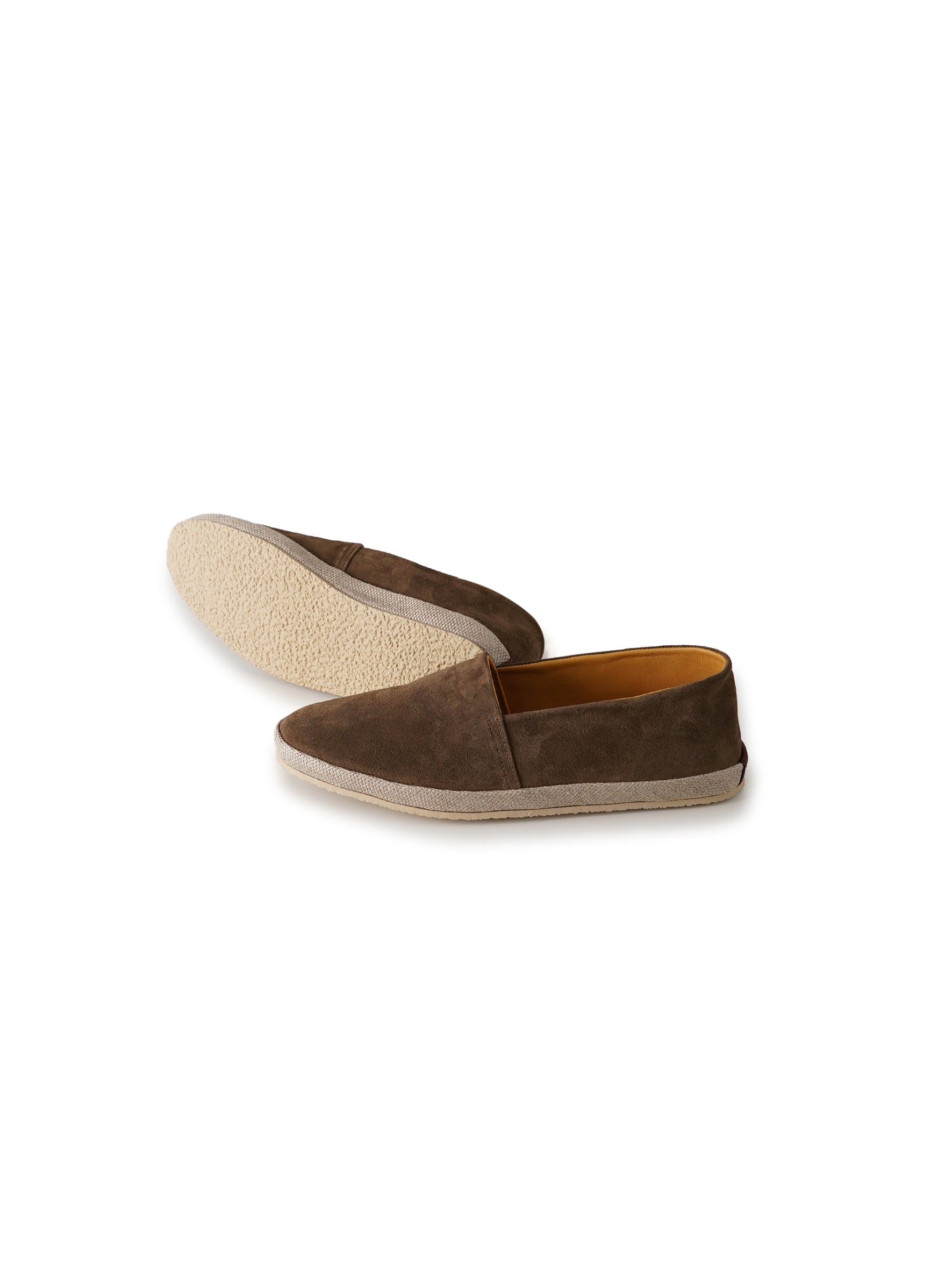 Tobacco-colored velor espadrille